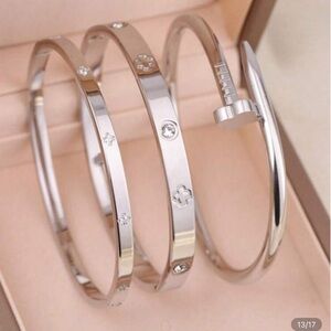 Elegant Silver Men's Bracelet Set